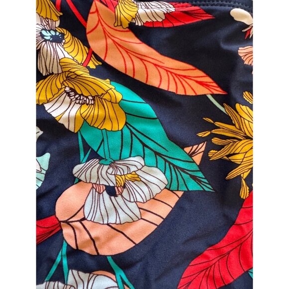 Ellen Tracy Floral Print Halter Tank Top With Multicolor Stripe Detail Size 10 - Picture 3 of 8